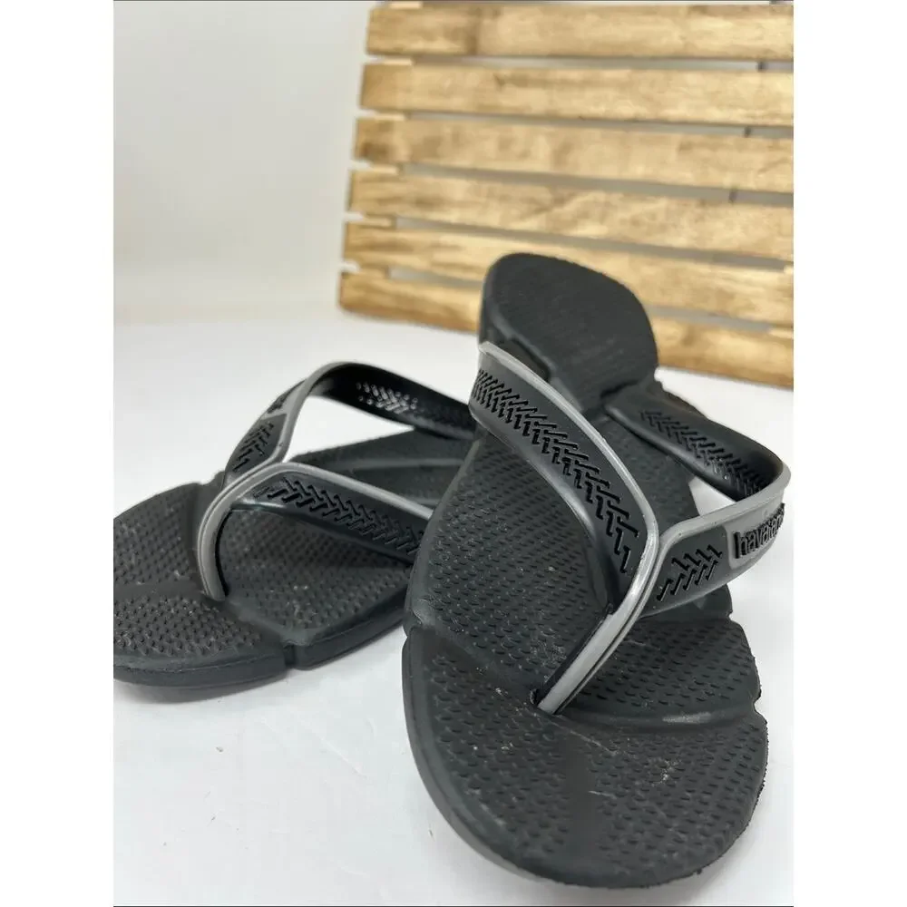 Havaianas Men’s Black Flip Flops with Gray Trim Size 41